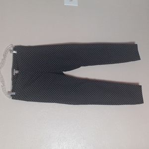 H&M womens pants US 24 Black/white straight leg (stretchy) beautiful